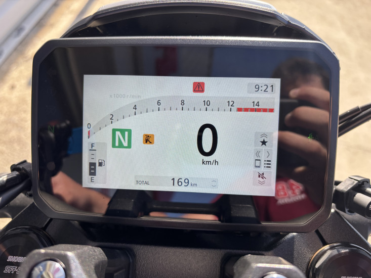 HONDA CB 650 R E-CLUTCH - LE MANS