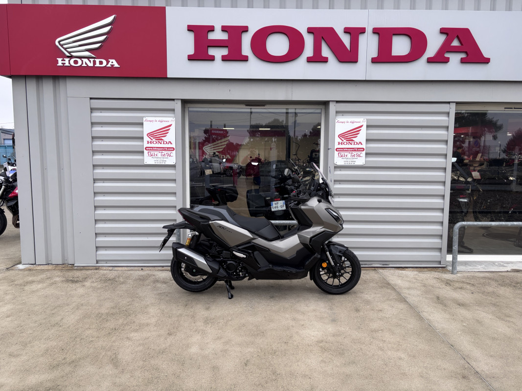 HONDA ADV 350 BIKEPARC 72  LE MANS 